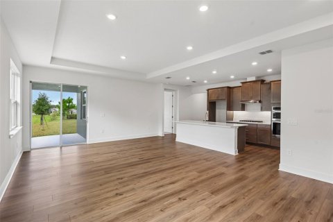 House in Apopka, Florida 4 bedrooms, 170.85 sq.m. № 2314600 - photo 7