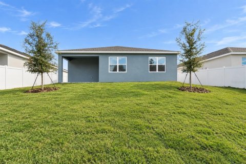 House in Apopka, Florida 4 bedrooms, 170.85 sq.m. № 2314600 - photo 22