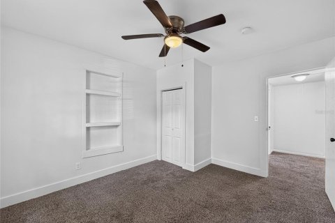 Duplex in Leesburg, Florida 4 bedrooms, 203.08 sq.m. № 2364120 - photo 17