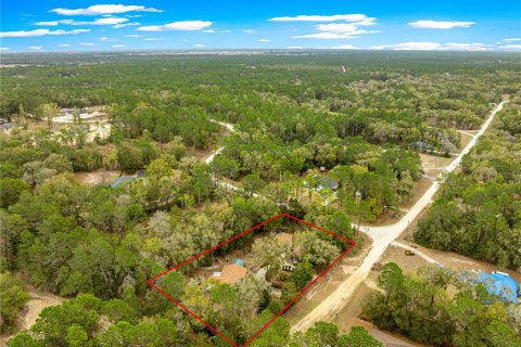 House in Ocala, Florida 3 bedrooms, 225.47 sq.m. № 2110875 - photo 30