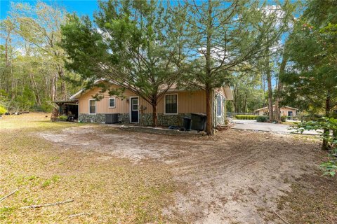 House in Ocala, Florida 3 bedrooms, 225.47 sq.m. № 2110875 - photo 22