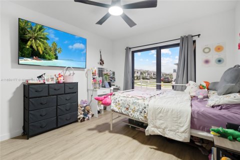 Casa en alquiler en Florida City, Florida, 5 dormitorios, 176.7 m2 № 1855133 - foto 14
