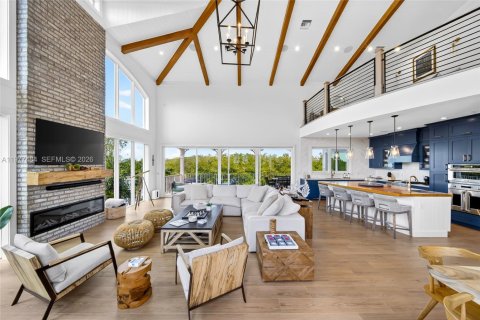 Villa ou maison à louer à Tavernier, Floride: 6 chambres, 381.64 m2 № 2046408 - photo 4