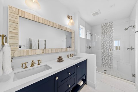 Villa ou maison à louer à Tavernier, Floride: 6 chambres, 381.64 m2 № 2046408 - photo 27