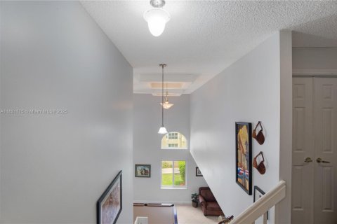 Casa en venta en Pembroke Pines, Florida, 4 dormitorios, 267.56 m2 № 1790192 - foto 20