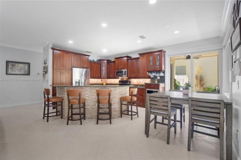 Casa en venta en Pembroke Pines, Florida, 4 dormitorios, 267.56 m2 № 1790192 - foto 4