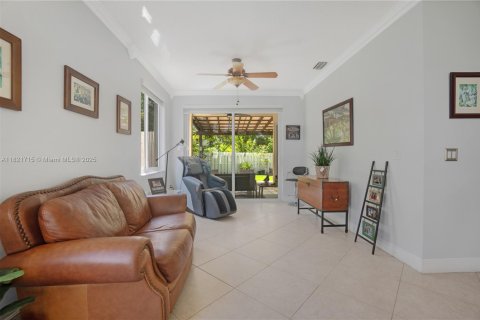 Casa en venta en Pembroke Pines, Florida, 4 dormitorios, 267.56 m2 № 1790192 - foto 10