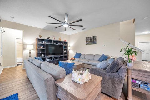 Casa en venta en Wimauma, Florida, 7 dormitorios, 379.6 m2 № 1538918 - foto 8