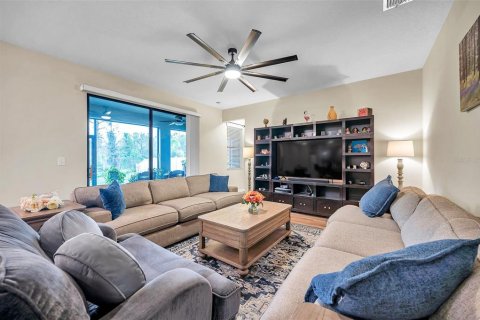 Casa en venta en Wimauma, Florida, 7 dormitorios, 379.6 m2 № 1538918 - foto 7
