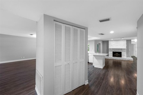 Casa en venta en Tarpon Springs, Florida, 4 dormitorios, 208.01 m2 № 1734634 - foto 23