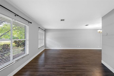 Casa en venta en Tarpon Springs, Florida, 4 dormitorios, 208.01 m2 № 1734634 - foto 24
