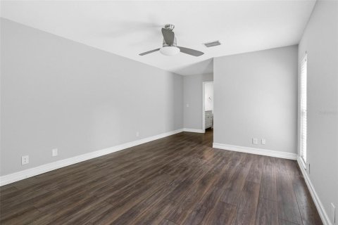 Casa en venta en Tarpon Springs, Florida, 4 dormitorios, 208.01 m2 № 1734634 - foto 30