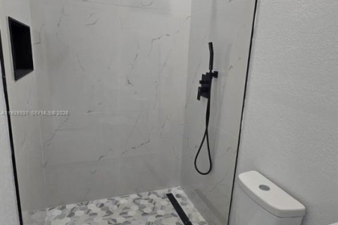 Снять в аренду квартиру в Хайалиа, Флорида 2 спальни, № 1997263 - фото 13