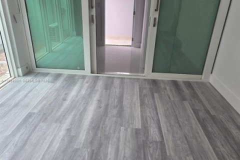 Снять в аренду квартиру в Хайалиа, Флорида 2 спальни, № 1997263 - фото 10