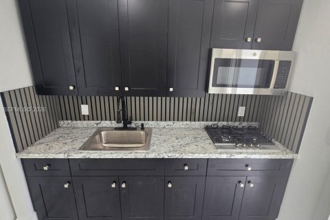 Снять в аренду квартиру в Хайалиа, Флорида 2 спальни, № 1997263 - фото 5