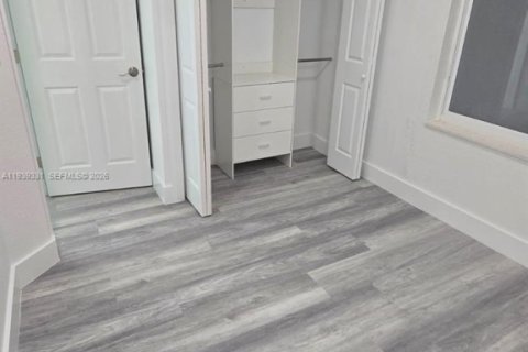 Снять в аренду квартиру в Хайалиа, Флорида 2 спальни, № 1997263 - фото 18