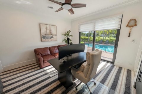 House in Boca Raton, Florida 4 bedrooms, 406.73 sq.m. № 2241233 - photo 25