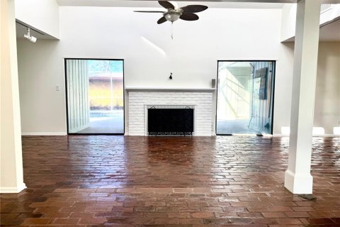 House in Sarasota, Florida 3 bedrooms, 205.69 sq.m. № 1551986 - photo 9