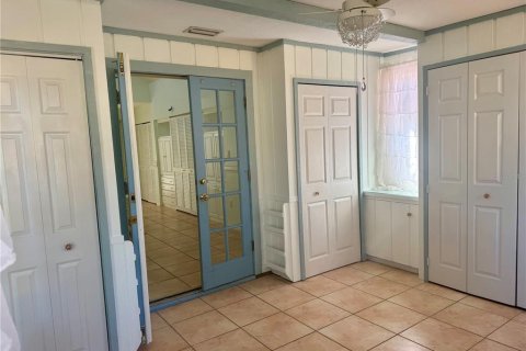 House in Sarasota, Florida 3 bedrooms, 205.69 sq.m. № 1551986 - photo 13