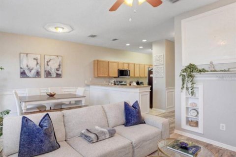Touwnhouse à vendre à Tampa, Floride: 2 chambres, 118.73 m2 № 1886399 - photo 10