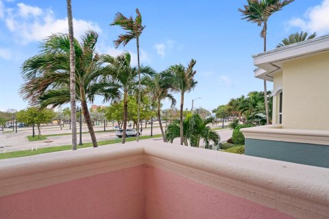 Adosado en venta en Deerfield Beach, Florida, 3 dormitorios, 216.18 m2 № 2188758 - foto 18