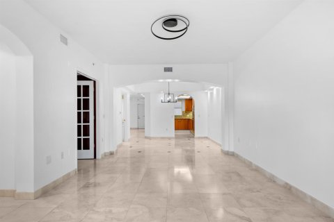 Adosado en venta en Deerfield Beach, Florida, 3 dormitorios, 216.18 m2 № 2188758 - foto 5
