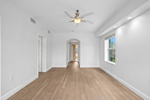 Adosado en venta en Deerfield Beach, Florida, 3 dormitorios, 216.18 m2 № 2188758 - foto 16