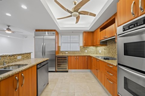 Adosado en venta en Deerfield Beach, Florida, 3 dormitorios, 216.18 m2 № 2188758 - foto 11