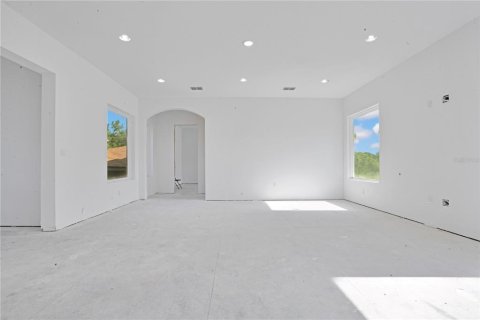 House in Polk City, Florida 4 bedrooms, 457.36 sq.m. № 2102499 - photo 19