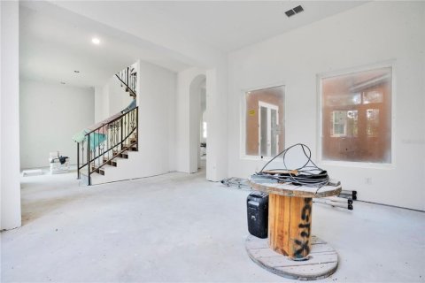 House in Polk City, Florida 4 bedrooms, 457.36 sq.m. № 2102499 - photo 8