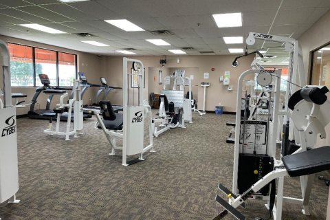 Condo in Pembroke Pines, Florida, 2 bedrooms  № 2372023 - photo 19