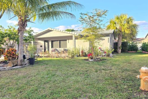 Villa ou maison à Coral Springs, Floride 4 chambres, 167.97 m2 № 2085151