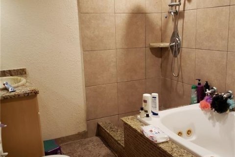 Купить виллу или дом в Корал-Спрингс, Флорида 3 комнаты, 167.97м2, № 2085151 - фото 26