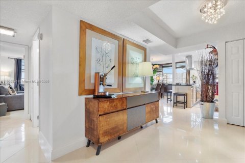 Copropriété à vendre à Aventura, Floride: 2 chambres, 157.28 m2 № 2015776 - photo 27