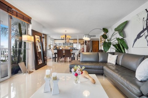 Copropriété à vendre à Aventura, Floride: 2 chambres, 157.28 m2 № 2015776 - photo 9