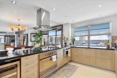 Copropriété à vendre à Aventura, Floride: 2 chambres, 157.28 m2 № 2015776 - photo 14