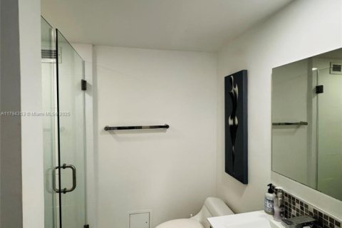 Condominio en venta en Miami Beach, Florida, 2 dormitorios, 110.55 m2 № 1713096 - foto 18