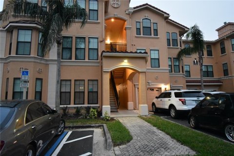 Condominio en Clearwater, Florida, 1 dormitorio  № 2290553