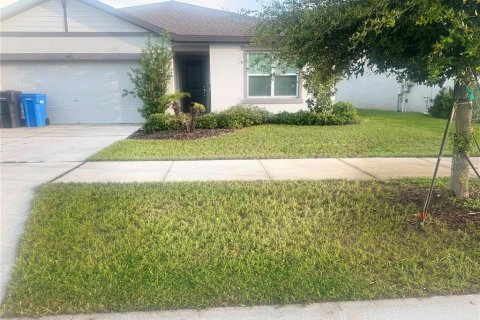 House in SUMMERS CAY in Thonotosassa, Florida 3 bedrooms, 171.31 sq.m. № 2198464
