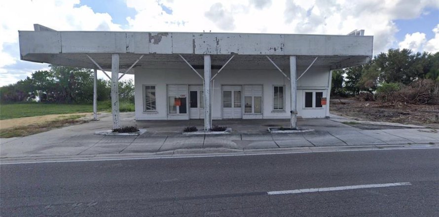 Immobilier commercial à Lake Alfred, Floride № 1827697