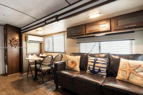 Apartamento en alquiler en Key Largo, Florida, 2 dormitorios № 1968136 - foto 6