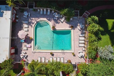 Купить кондоминиум в Форт Майерс, Флорида 1 спальня, 78.04м2, № 2003361 - фото 4