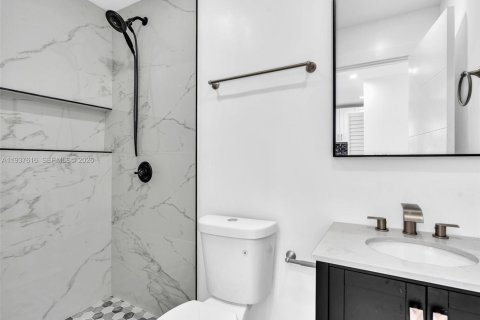 Villa ou maison à louer à Miami, Floride: 3 chambres, 144.37 m2 № 1995527 - photo 29
