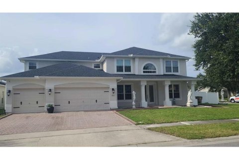 House in Kissimmee, Florida 7 bedrooms, 383.97 sq.m. № 2359379 - photo 3