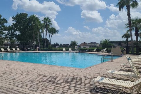 House in Kissimmee, Florida 7 bedrooms, 383.97 sq.m. № 2359379 - photo 18
