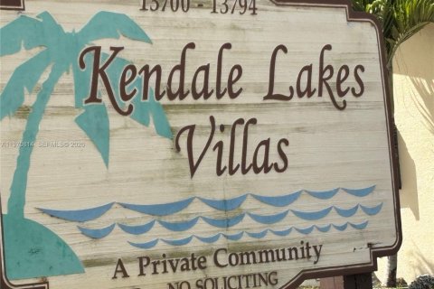 Снять в аренду таунхаус в Майами, Флорида 2 спальни, 86.4м2, № 2036401 - фото 20