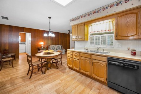 Villa ou maison à vendre à Clearwater, Floride: 4 chambres, 178.56 m2 № 1906049 - photo 28