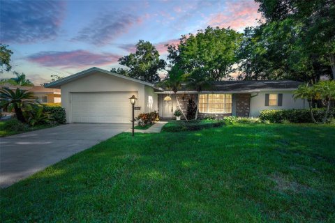 Villa ou maison à vendre à Clearwater, Floride: 4 chambres, 178.56 m2 № 1906049 - photo 8