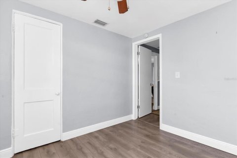 Casa en venta en Saint Petersburg, Florida, 2 dormitorios, 75.81 m2 № 2225289 - foto 22