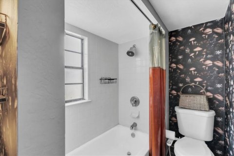 Casa en venta en Saint Petersburg, Florida, 2 dormitorios, 75.81 m2 № 2225289 - foto 11
